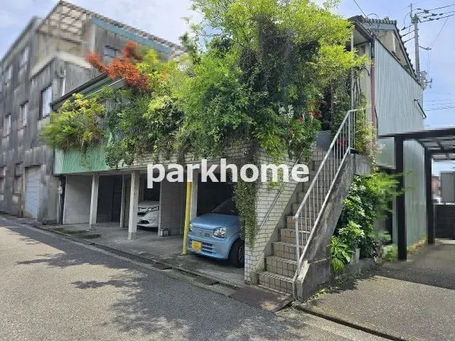 Akiya in Kochi