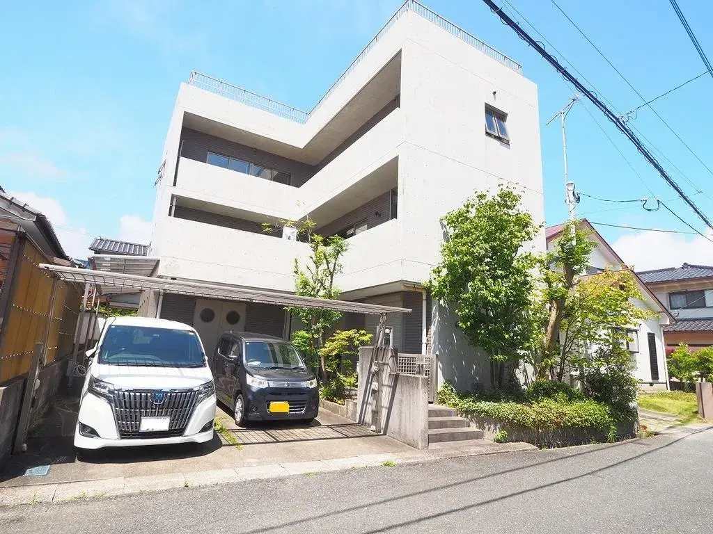 Akiya in Fukuoka