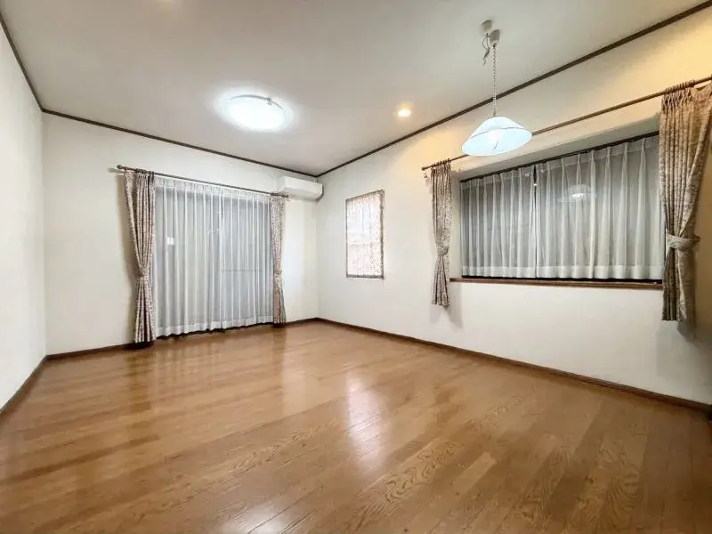 5LDK Kasuga City Fukuoka Prefecture (2)