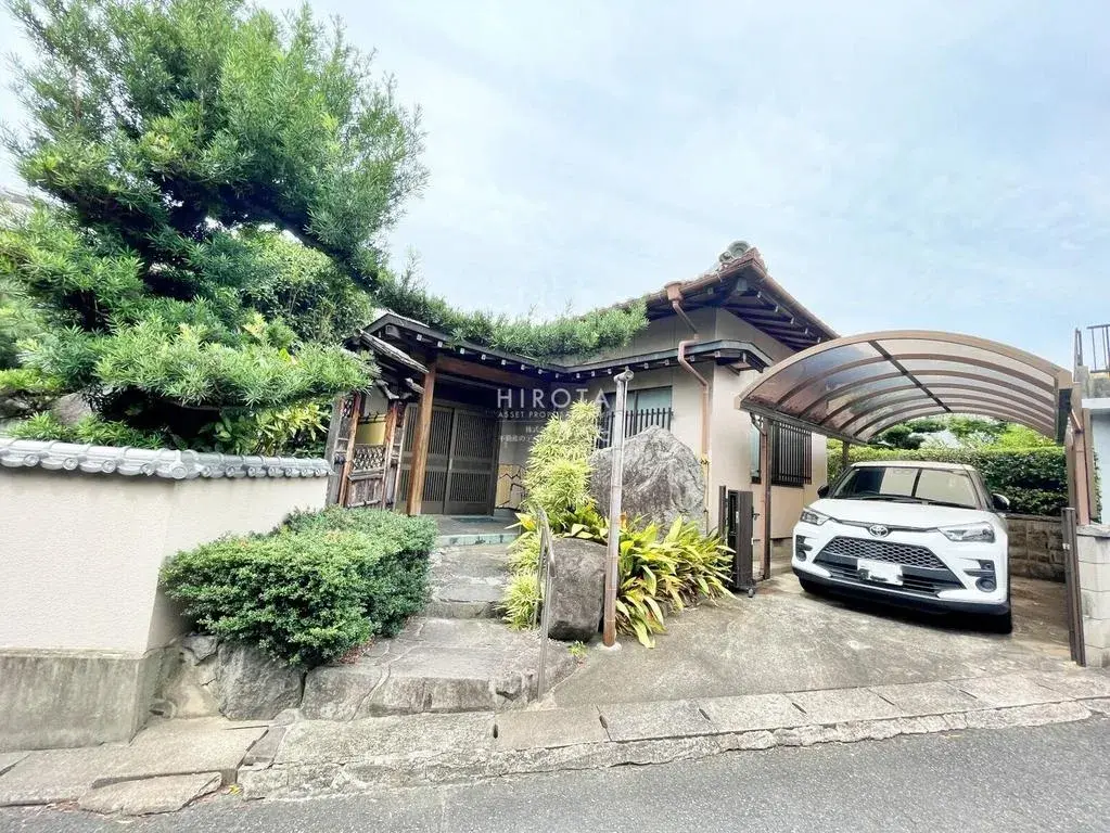 Akiya in Fukuoka
