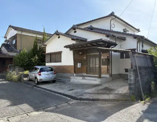 Akiya in Fukuoka