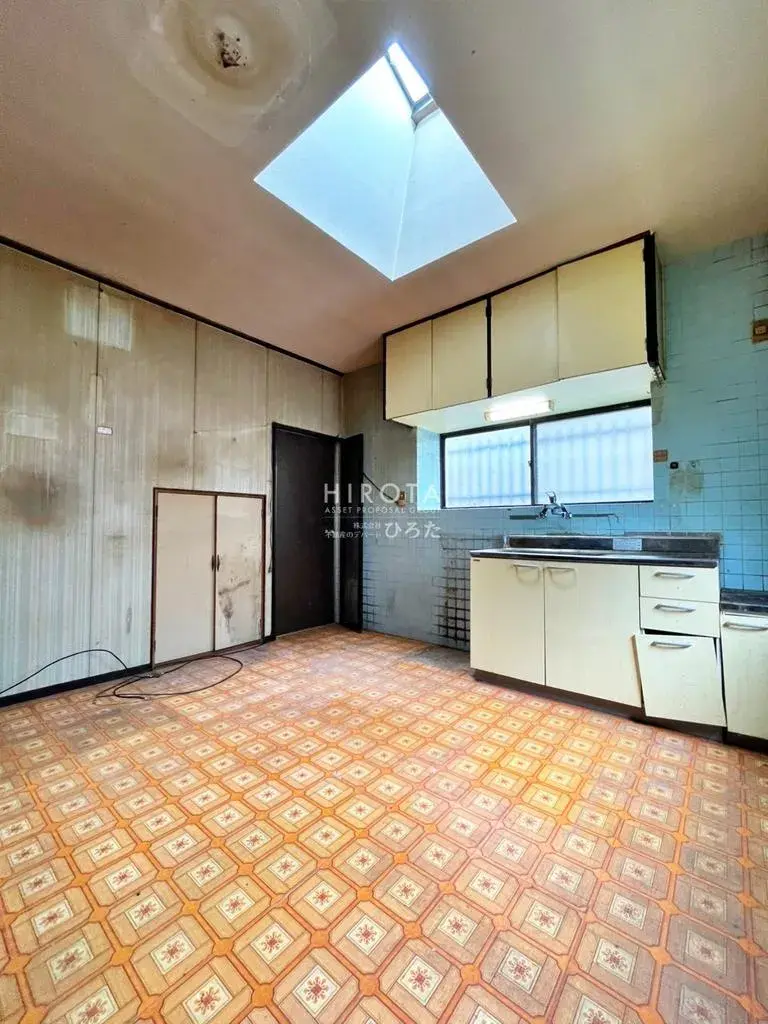 6DK Property in Kitakyushu City, Fukuoka Prefecture (9)