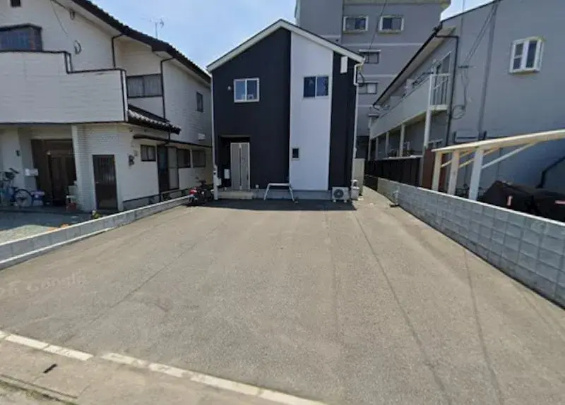 Akiya in Saga