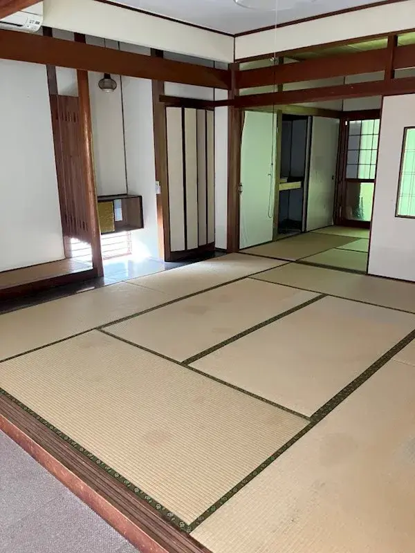 Saga Prefecture Taku City 7DK Property (3)