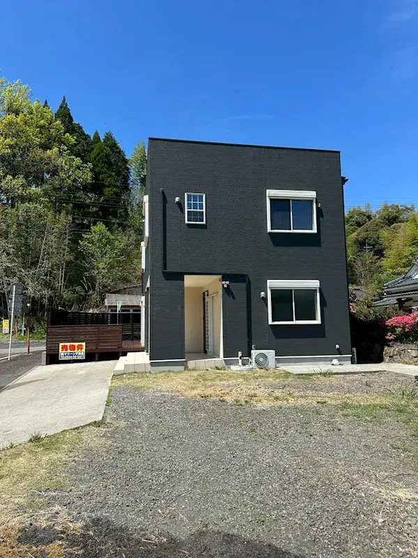 5LDK Property in Kirishima City, Kagoshima Prefecture (2)