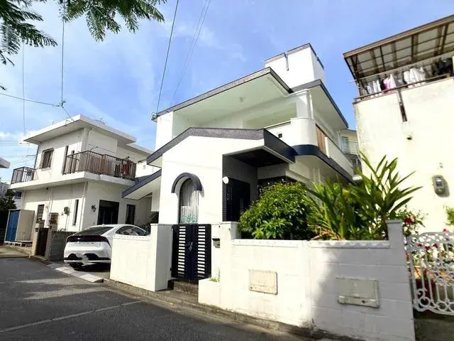 Akiya in Okinawa