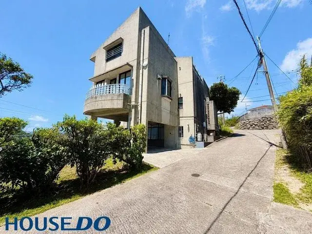 Akiya in Okinawa