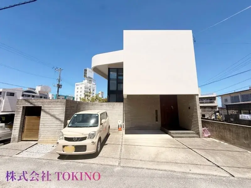 Akiya in Okinawa