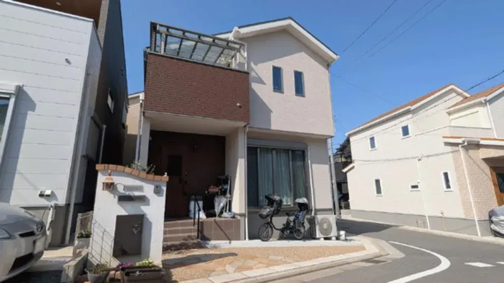 Akiya in Osaka