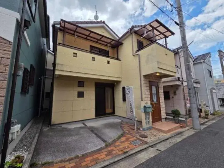 Akiya in Osaka