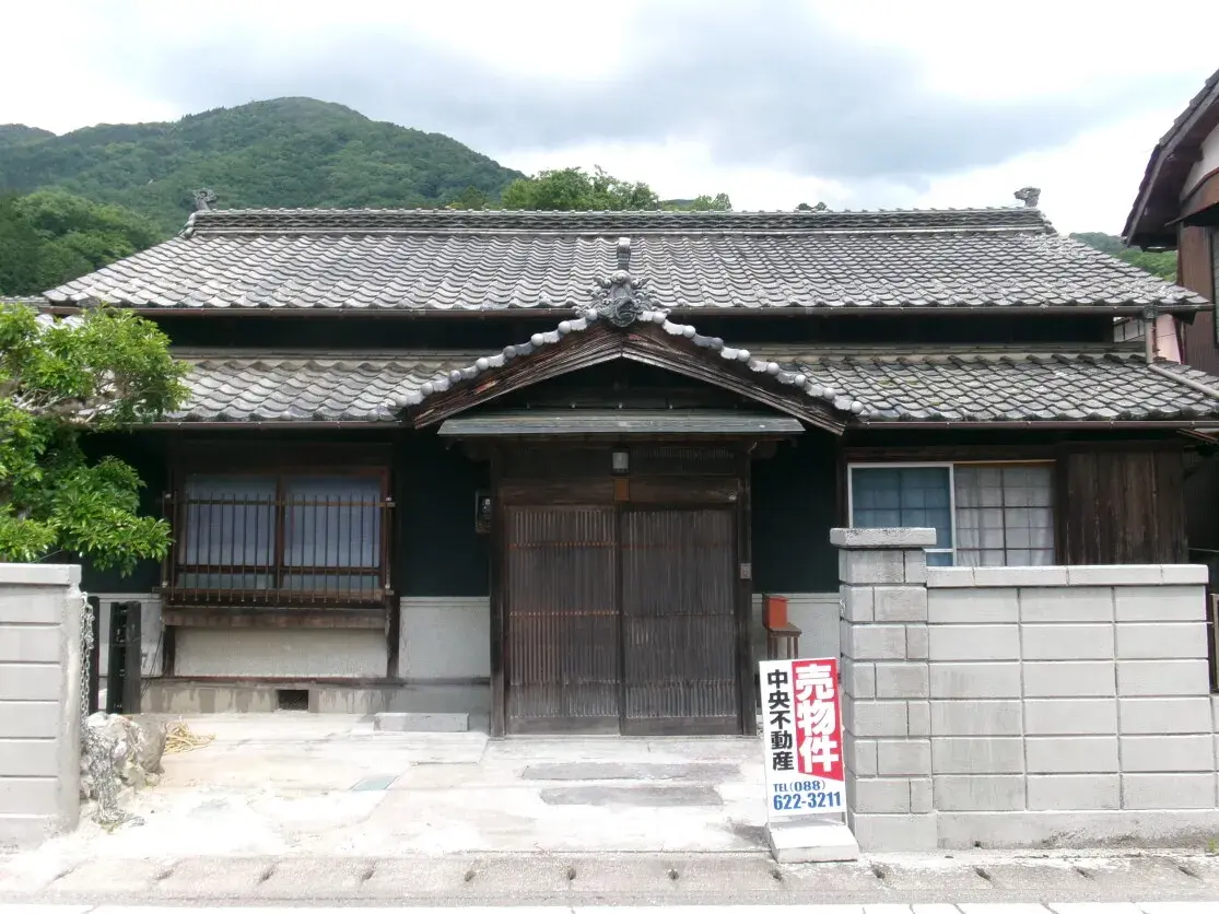 Akiya in Tokushima