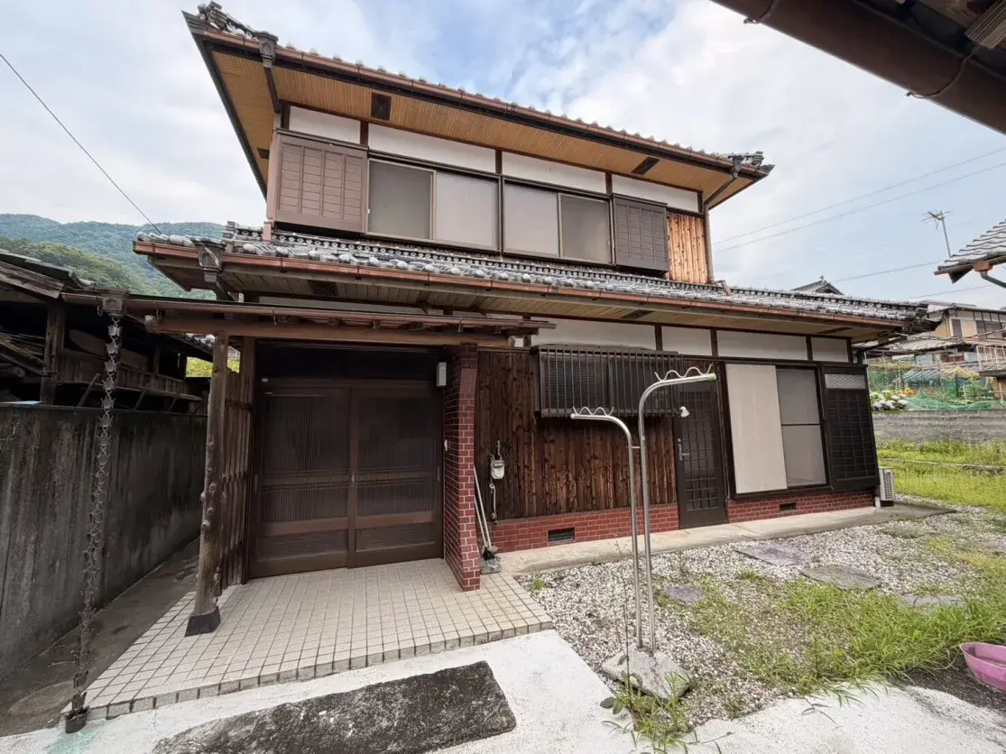 3LDK Miyoshi City Tokushima Prefecture (2)