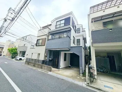 Akiya in Tokyo