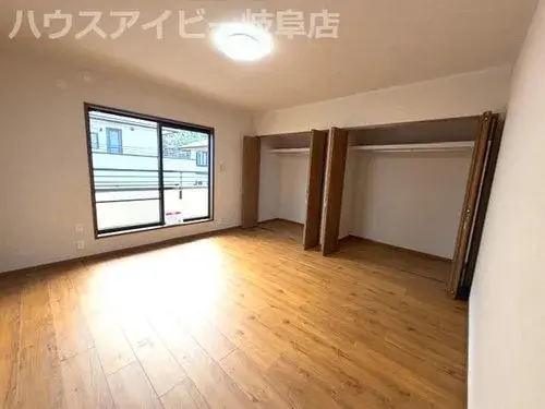4LDK+S Gifu City Gifu Prefecture (13)