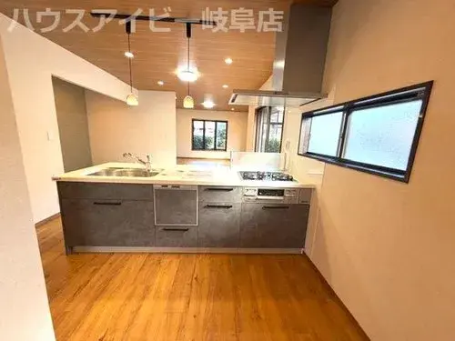 4LDK+S Gifu City Gifu Prefecture (15)