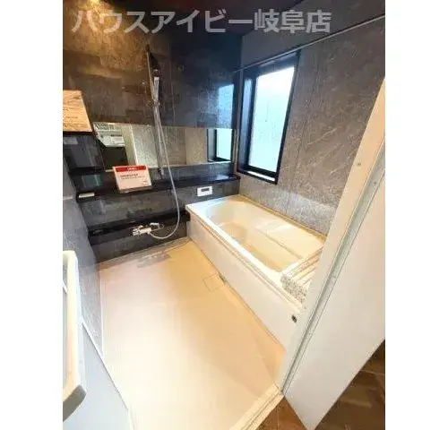 4LDK+S Gifu City Gifu Prefecture (7)