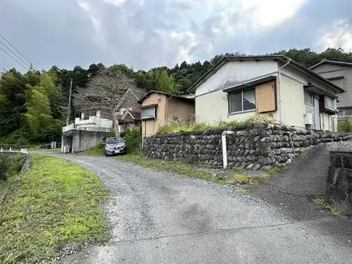 Slide 3