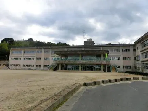 Mie Prefecture Tsu City 6 Bedroom Property (7)
