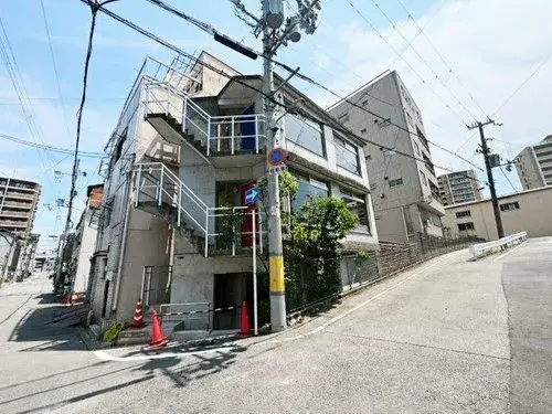 Akiya in Osaka