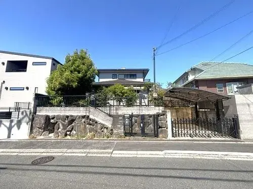 Akiya in Osaka