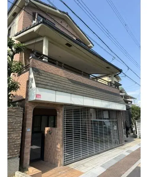 Akiya in Osaka