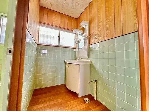 Hyogo Prefecture Kobe City 5 Bedroom Property (7)