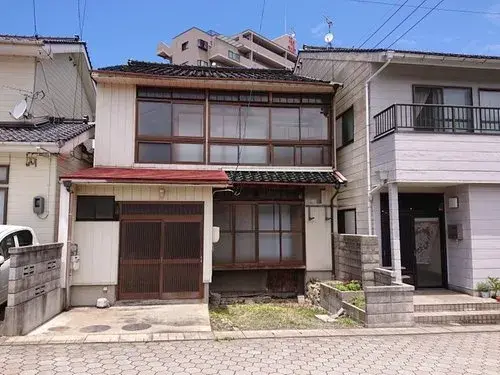 Akiya in 浜田市
