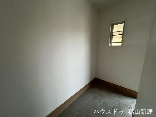 4LDK+S Mihara City Hiroshima Prefecture (13)