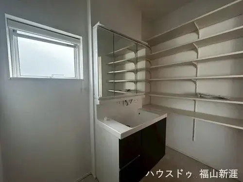 4LDK+S Mihara City Hiroshima Prefecture (17)