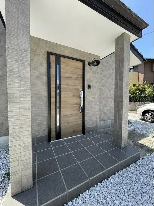 Slide 4