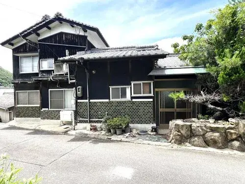 Akiya in Kagawa