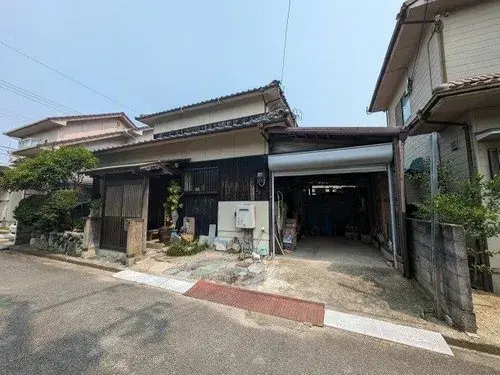 Akiya in Ehime