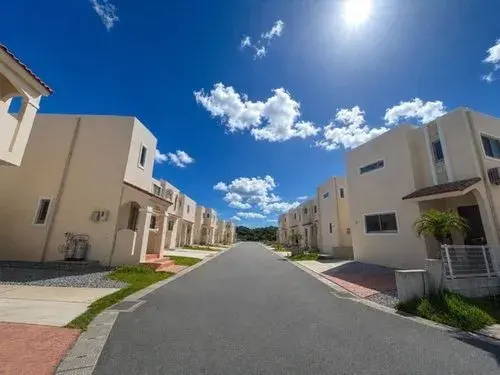 Préfecture d'Okinawa District de Nakagami Village de Kitanakagusuku Propriété 4LDK (2)