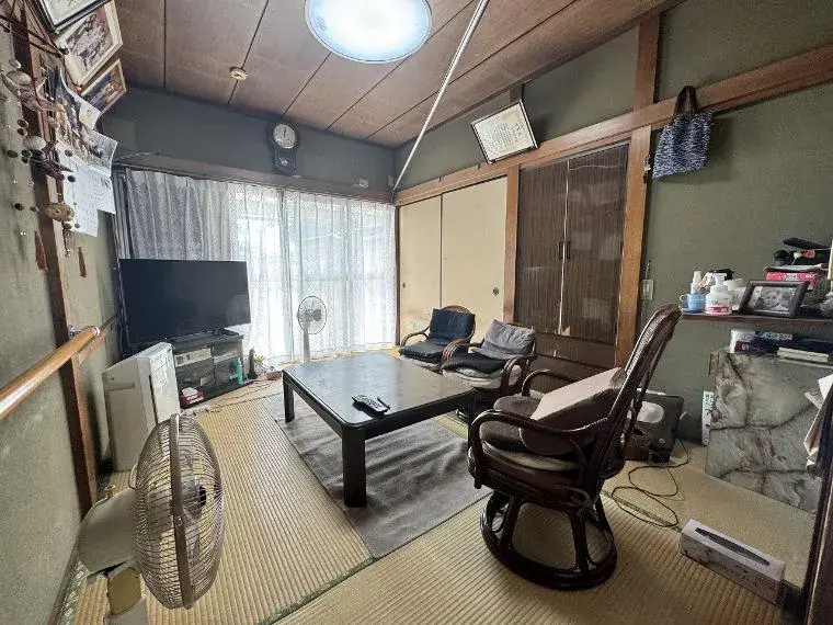 6-Bedroom Property Atsugi City Kanagawa Prefecture (11)