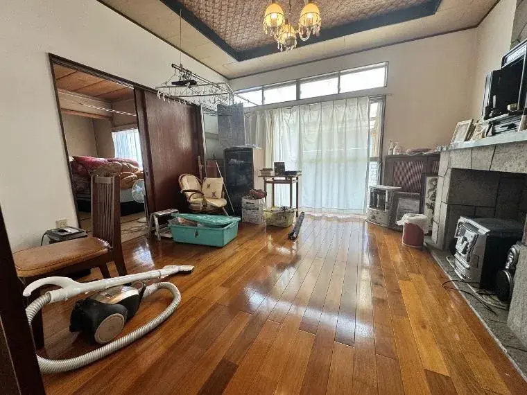 6-Bedroom Property Atsugi City Kanagawa Prefecture (12)