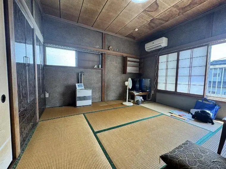 6-Bedroom Property Atsugi City Kanagawa Prefecture (14)