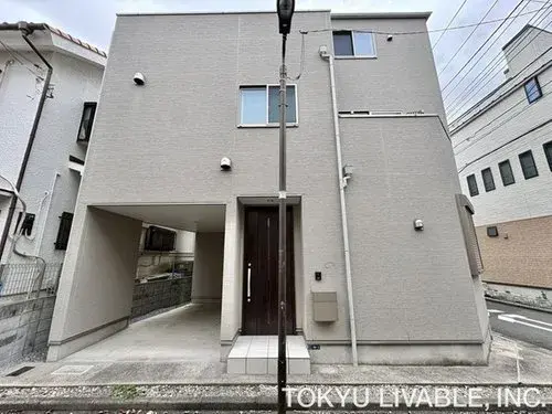Akiya in Tokyo