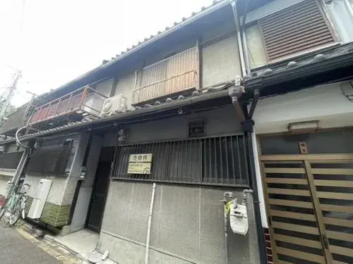 Akiya in Osaka