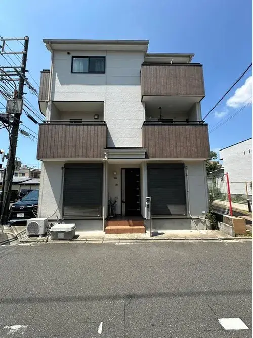 Akiya in Osaka