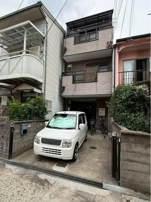 Akiya in Osaka