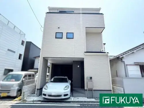 Akiya in Osaka
