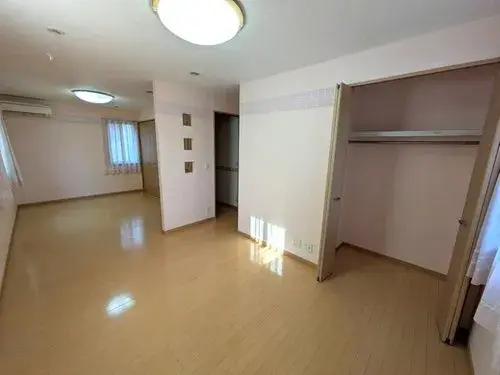 5LDK+S Property Iwade City Wakayama Prefecture (3)