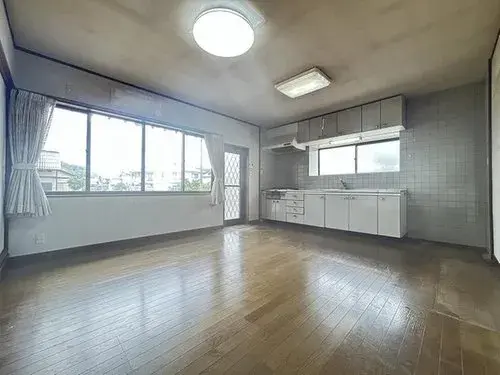 Tottori Prefecture Yonago City 4LDK+S Property (6)