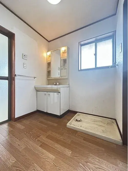 Tottori Prefecture Yonago City 4LDK+S Property (10)