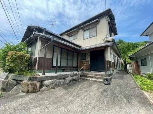 Akiya in Oita