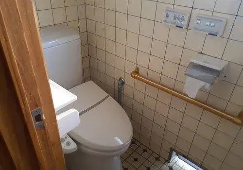 Miyazaki Prefecture Miyazaki City 7DK Property (13)