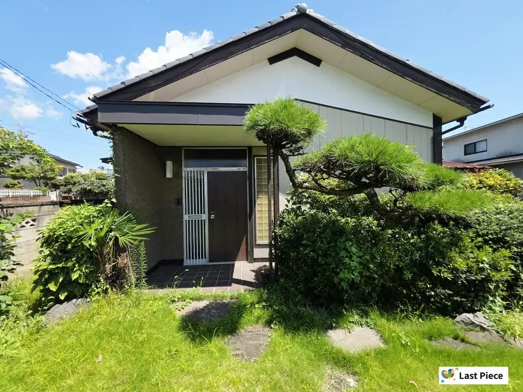 Akiya in Gunma