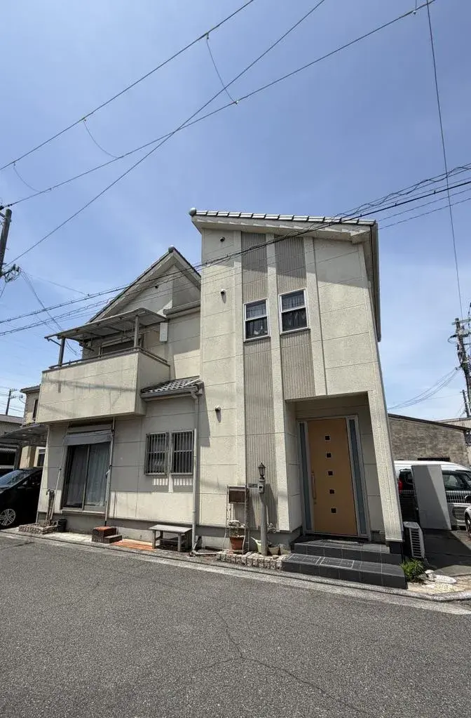 Akiya in Osaka
