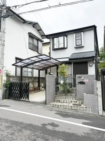 Akiya in Osaka