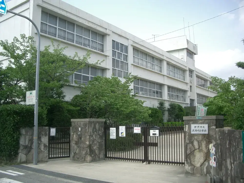 4LDK Property Itami City Hyogo Prefecture (6)